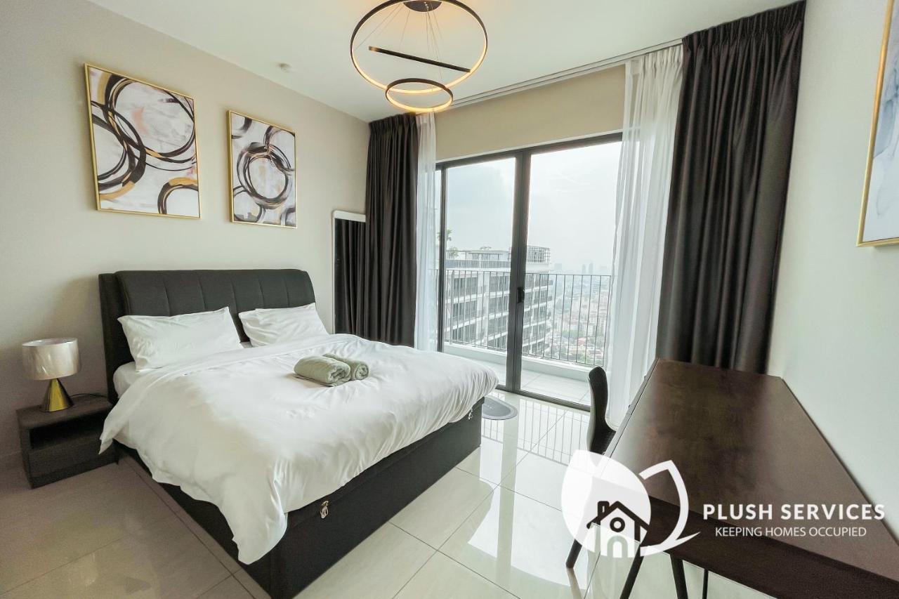 Datum Jelatek By Plush Kuala Lumpur Exterior photo